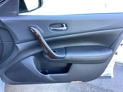 2010 Nissan Maxima 3.5 SV   - Photo 30 - Crest Hill, IL 60403
