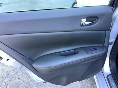 2010 Nissan Maxima 3.5 SV   - Photo 21 - Crest Hill, IL 60403