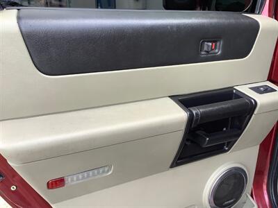 2004 Hummer H2   - Photo 23 - Crest Hill, IL 60403