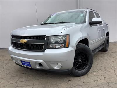 2013 Chevrolet Avalanche LS Black Diamond   - Photo 2 - Crest Hill, IL 60403