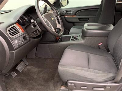 2013 Chevrolet Avalanche LS Black Diamond   - Photo 15 - Crest Hill, IL 60403