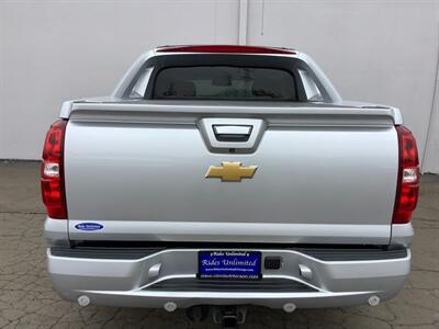 2013 Chevrolet Avalanche LS Black Diamond   - Photo 5 - Crest Hill, IL 60403