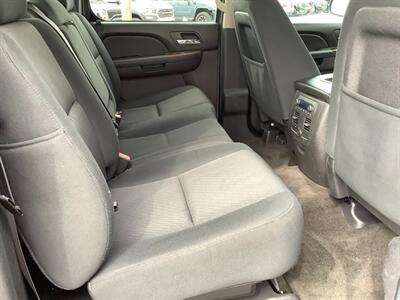 2013 Chevrolet Avalanche LS Black Diamond   - Photo 32 - Crest Hill, IL 60403