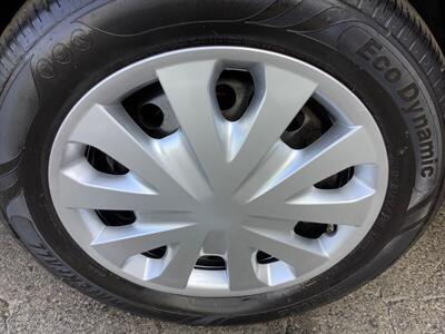 2015 Nissan Versa 1.6 SV   - Photo 10 - Crest Hill, IL 60403