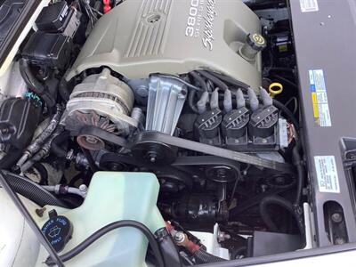 1997 Buick Riviera Supercharged   - Photo 40 - Crest Hill, IL 60403