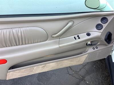 1997 Buick Riviera Supercharged   - Photo 10 - Crest Hill, IL 60403