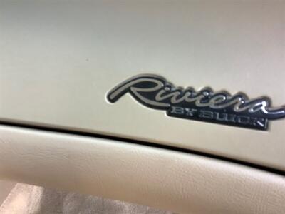 1997 Buick Riviera Supercharged   - Photo 28 - Crest Hill, IL 60403