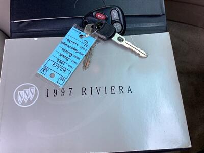 1997 Buick Riviera Supercharged   - Photo 30 - Crest Hill, IL 60403