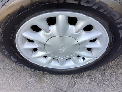 1997 Buick Riviera Supercharged   - Photo 35 - Crest Hill, IL 60403