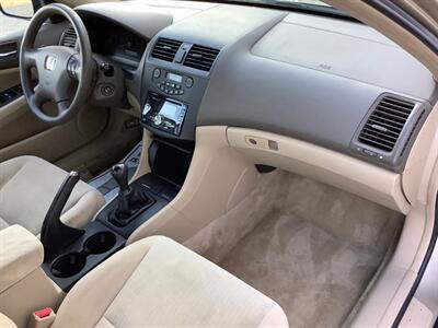 2005 Honda Accord LX   - Photo 27 - Crest Hill, IL 60403