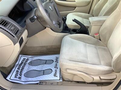 2005 Honda Accord LX - Photo 12 - Crest Hill, IL 60403