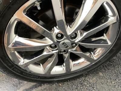 2017 Kia Sorento SX Limited V6   - Photo 43 - Crest Hill, IL 60403