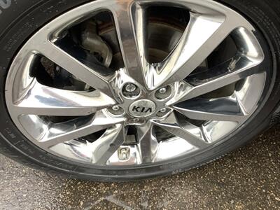 2017 Kia Sorento SX Limited V6   - Photo 50 - Crest Hill, IL 60403