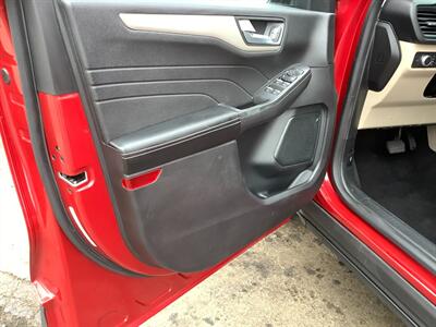 2021 Ford Escape SE   - Photo 15 - Crest Hill, IL 60403