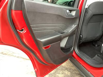 2021 Ford Escape SE   - Photo 24 - Crest Hill, IL 60403