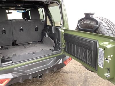2021 Jeep Wrangler Willys - Photo 44 - Crest Hill, IL 60403