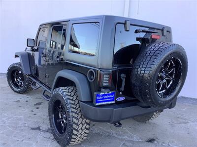 2015 Jeep Wrangler Sport   - Photo 5 - Crest Hill, IL 60403