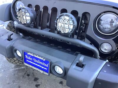 2015 Jeep Wrangler Sport   - Photo 45 - Crest Hill, IL 60403