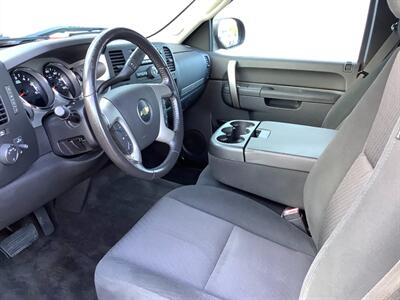 2011 Chevrolet Silverado 1500 LT   - Photo 16 - Crest Hill, IL 60403