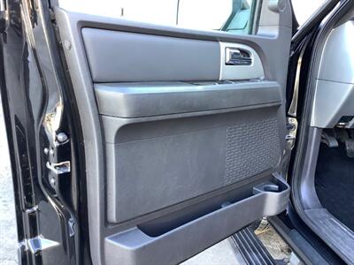 2011 Ford Expedition EL Limited - Photo 10 - Crest Hill, IL 60403