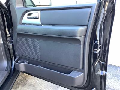 2011 Ford Expedition EL Limited - Photo 28 - Crest Hill, IL 60403