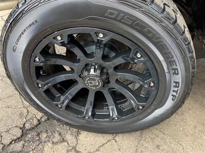 2011 Jeep Wrangler Sport   - Photo 36 - Crest Hill, IL 60403