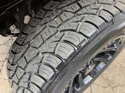 2011 Jeep Wrangler Sport   - Photo 38 - Crest Hill, IL 60403