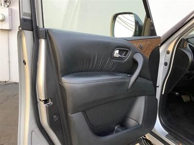 2016 INFINITI QX80   - Photo 12 - Crest Hill, IL 60403