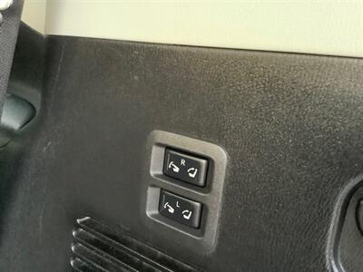 2016 INFINITI QX80   - Photo 41 - Crest Hill, IL 60403