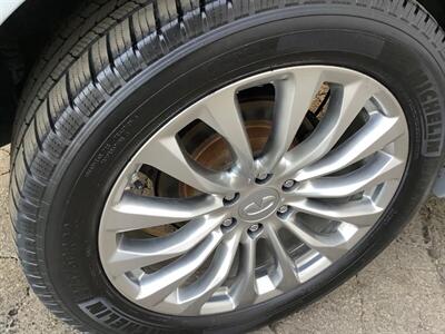 2016 INFINITI QX80   - Photo 46 - Crest Hill, IL 60403