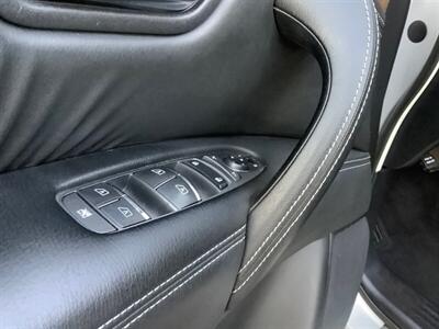 2016 INFINITI QX80   - Photo 13 - Crest Hill, IL 60403