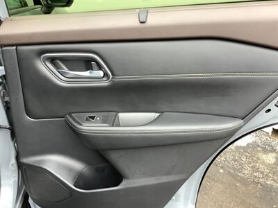 2023 Nissan Rogue Platinum - Photo 39 - Crest Hill, IL 60403