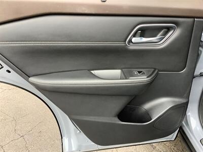 2023 Nissan Rogue Platinum - Photo 37 - Crest Hill, IL 60403
