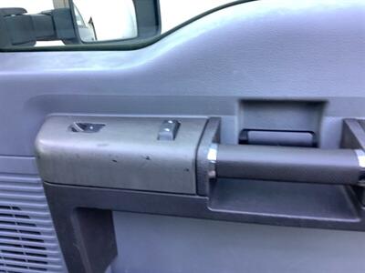 2011 Ford F-350 XLT   - Photo 26 - Crest Hill, IL 60403