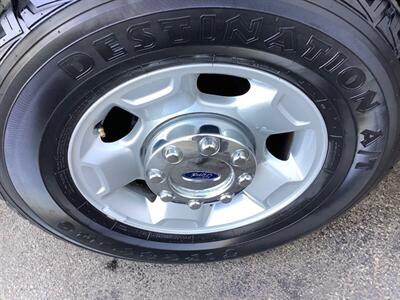 2011 Ford F-350 XLT   - Photo 37 - Crest Hill, IL 60403