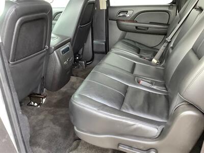 2013 Chevrolet Suburban LT   - Photo 22 - Crest Hill, IL 60403