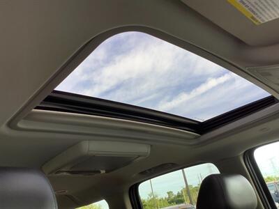 2013 Chevrolet Suburban LT   - Photo 34 - Crest Hill, IL 60403