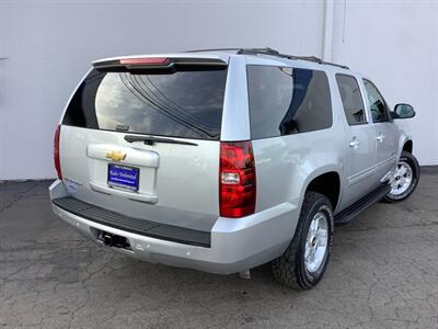 2013 Chevrolet Suburban LT   - Photo 7 - Crest Hill, IL 60403