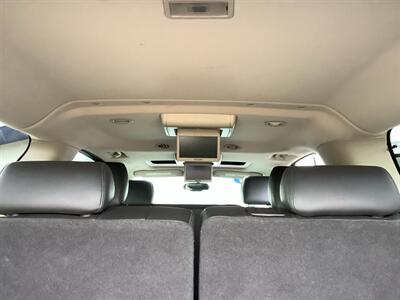 2013 Chevrolet Suburban LT   - Photo 37 - Crest Hill, IL 60403