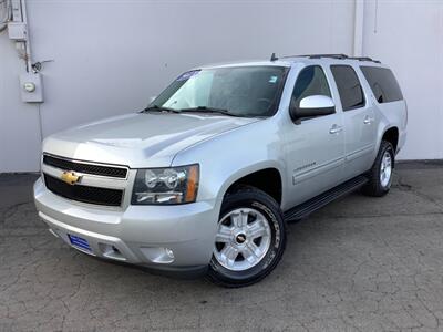 2013 Chevrolet Suburban LT   - Photo 2 - Crest Hill, IL 60403
