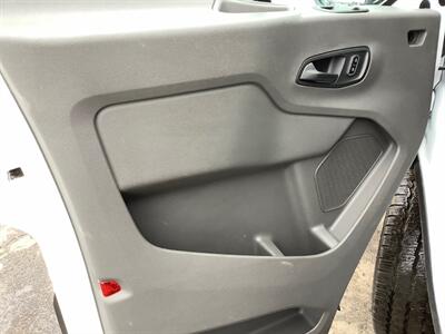 2024 Ford Transit 250 - Photo 13 - Crest Hill, IL 60403