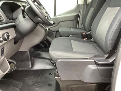 2024 Ford Transit 250 - Photo 15 - Crest Hill, IL 60403