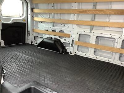 2024 Ford Transit 250 - Photo 33 - Crest Hill, IL 60403