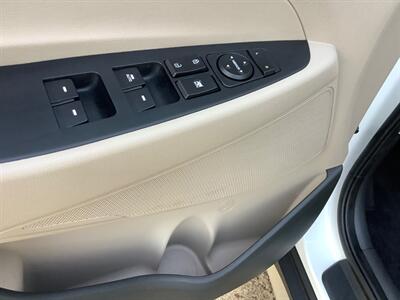 2017 Hyundai TUCSON Sport   - Photo 16 - Crest Hill, IL 60403
