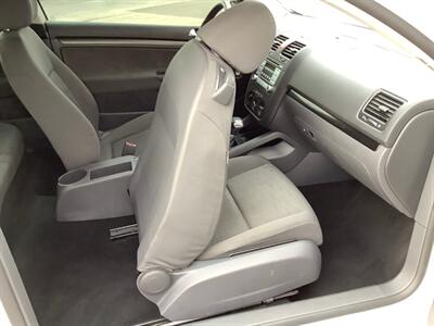 2009 Volkswagen Rabbit S PZEV - Photo 24 - Crest Hill, IL 60403