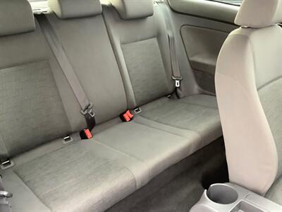 2009 Volkswagen Rabbit S PZEV - Photo 23 - Crest Hill, IL 60403