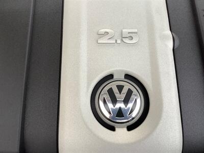 2009 Volkswagen Rabbit S PZEV - Photo 39 - Crest Hill, IL 60403