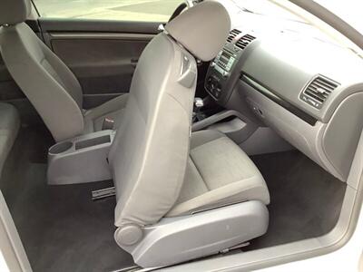 2009 Volkswagen Rabbit S PZEV - Photo 24 - Crest Hill, IL 60403