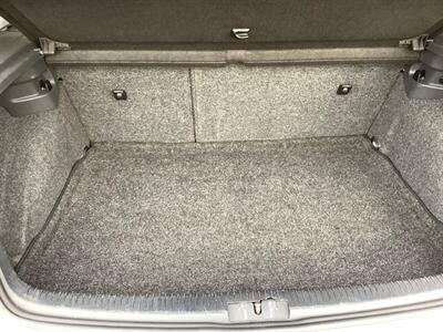 2009 Volkswagen Rabbit S PZEV - Photo 29 - Crest Hill, IL 60403