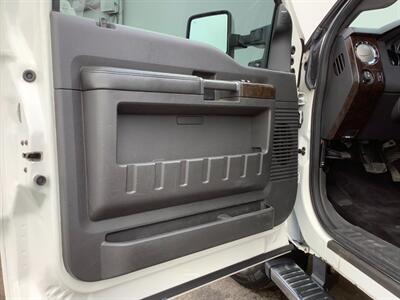 2013 Ford F-250 Super Duty Platinum   - Photo 14 - Crest Hill, IL 60403